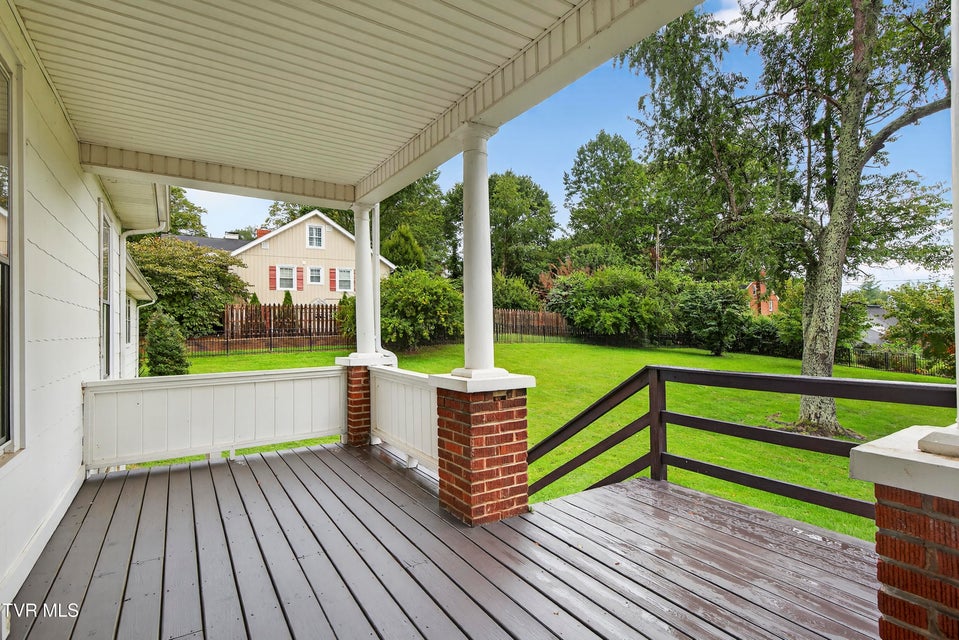 Photo #36: 620 Arlington Avenue