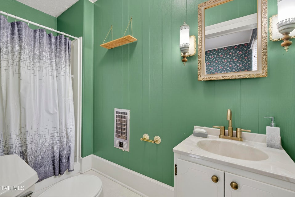 Photo #15: 620 Arlington Avenue
