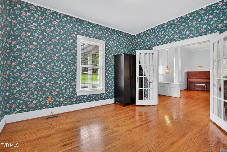 Photo #12: 620 Arlington Avenue