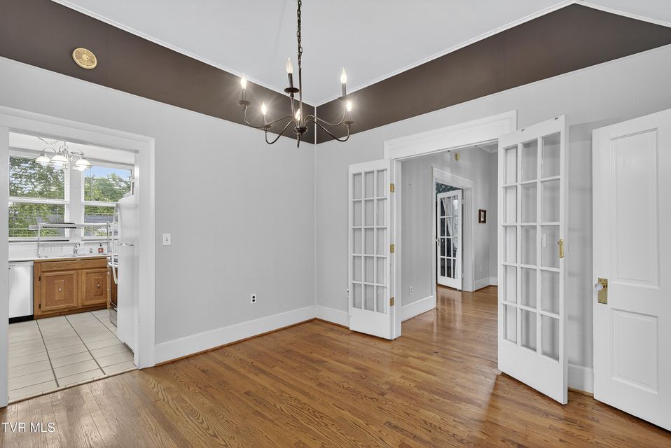 Photo #16: 620 Arlington Avenue