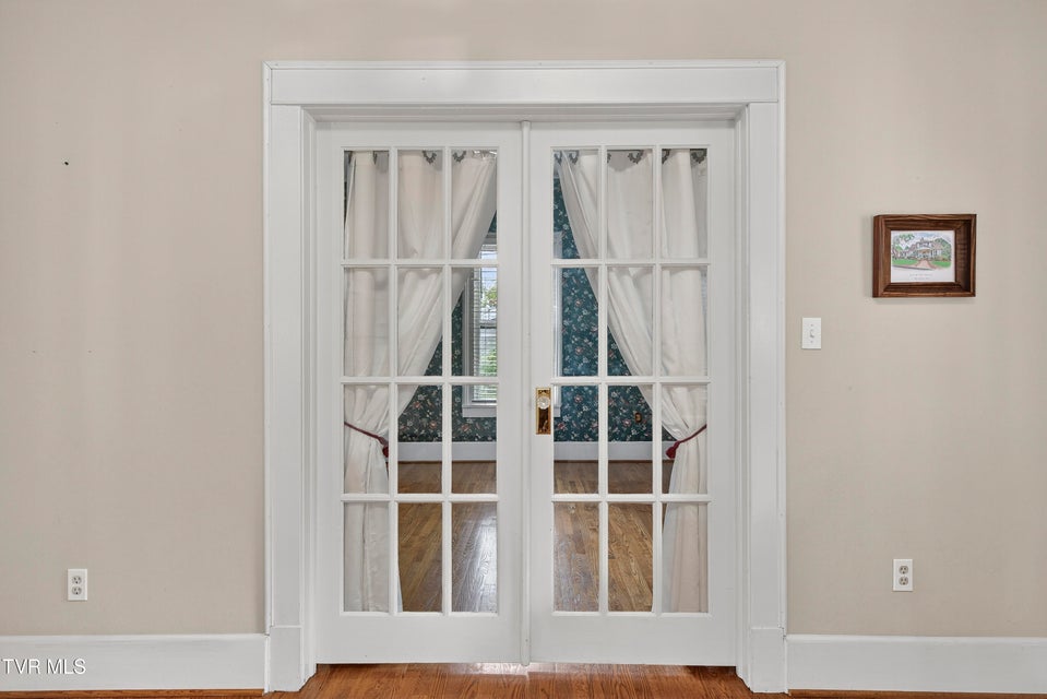 Photo #8: 620 Arlington Avenue