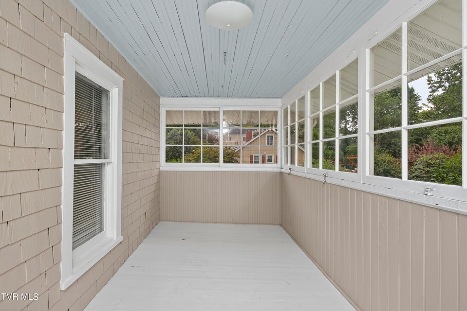 Photo #34: 620 Arlington Avenue