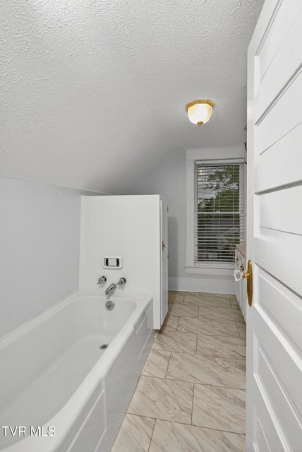 Photo #30: 620 Arlington Avenue