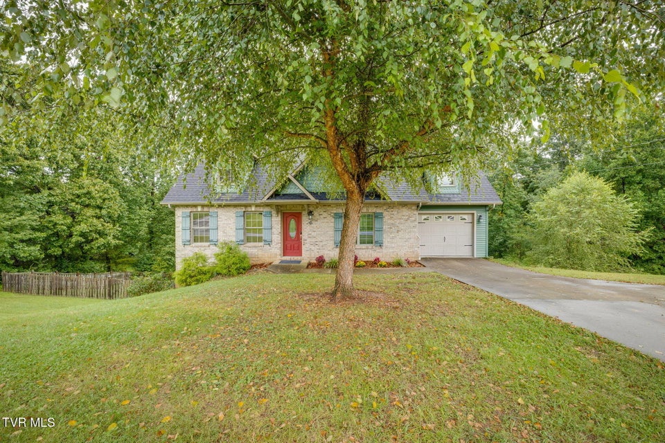 Photo #3: 170 Greyland Drive