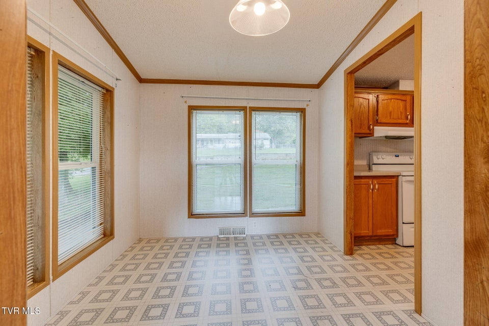 Photo #11: 1011 Barber Road