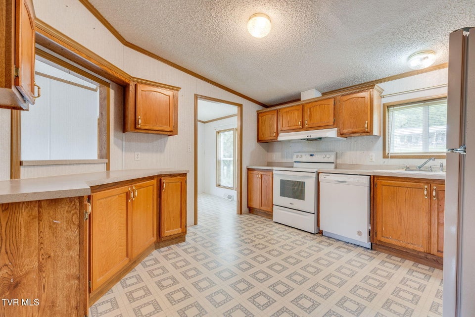 Photo #12: 1011 Barber Road