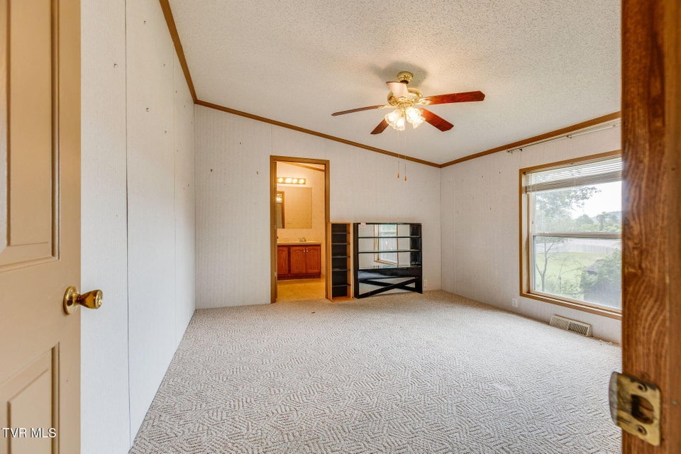 Photo #15: 1011 Barber Road