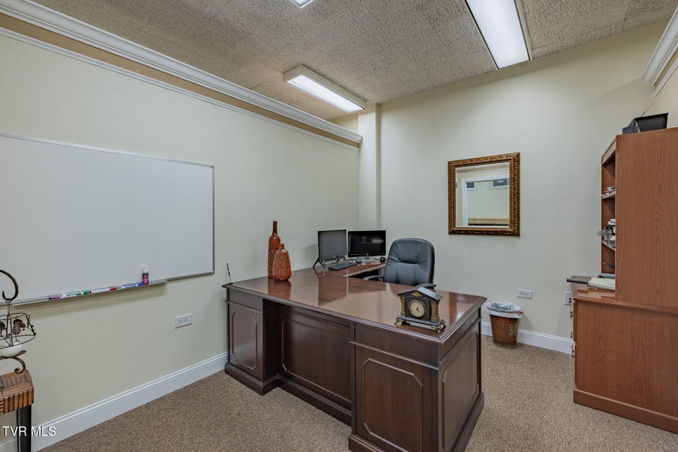 Photo #51: 2710 Roan Street