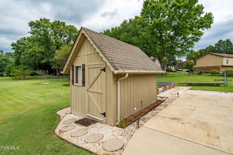 Photo #6: 415 Meadow Brook Drive