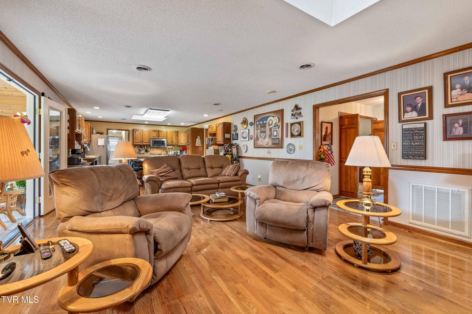 Photo #26: 415 Meadow Brook Drive