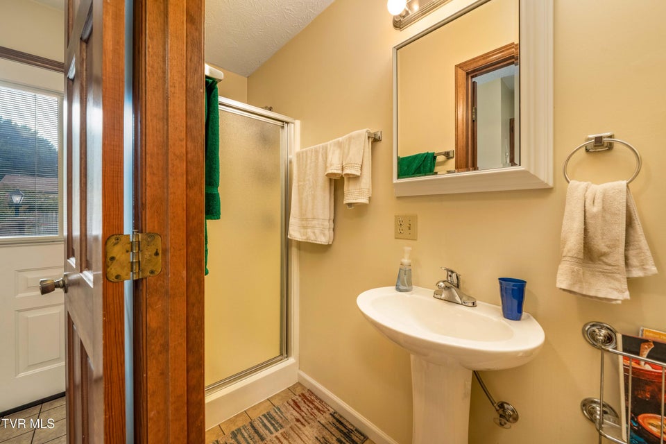 Photo #35: 415 Meadow Brook Drive