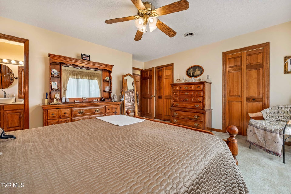 Photo #41: 415 Meadow Brook Drive
