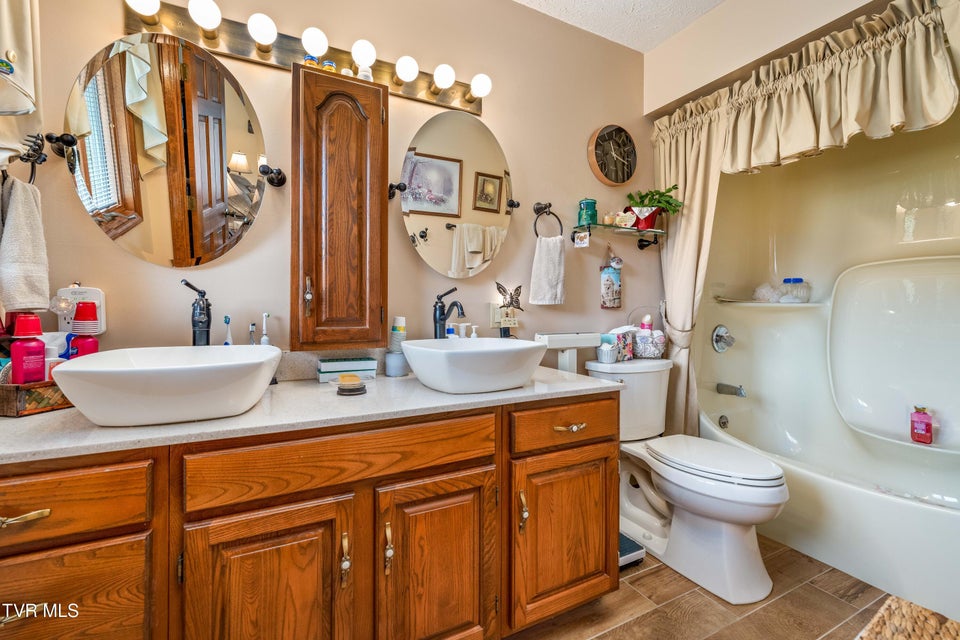 Photo #42: 415 Meadow Brook Drive
