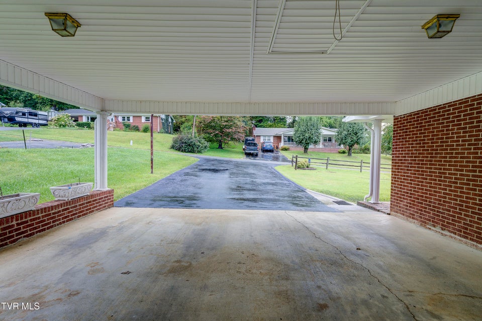 Photo #53: 206 Sycamore Street