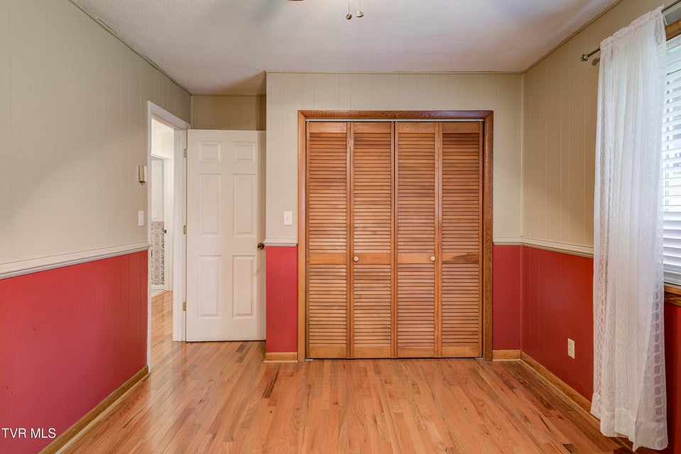 Photo #35: 206 Sycamore Street