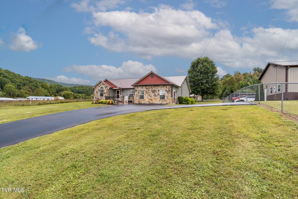 Photo #6: 129 Jim Elliott Road