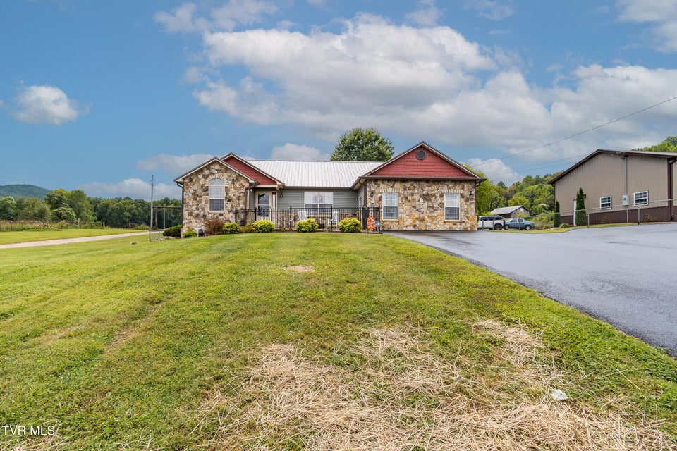 Photo #5: 129 Jim Elliott Road