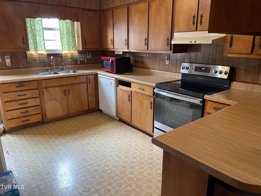 Photo #6: 410 Ricker Road