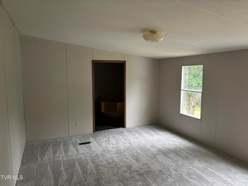 Photo #7: 725 Cedar Crest Road