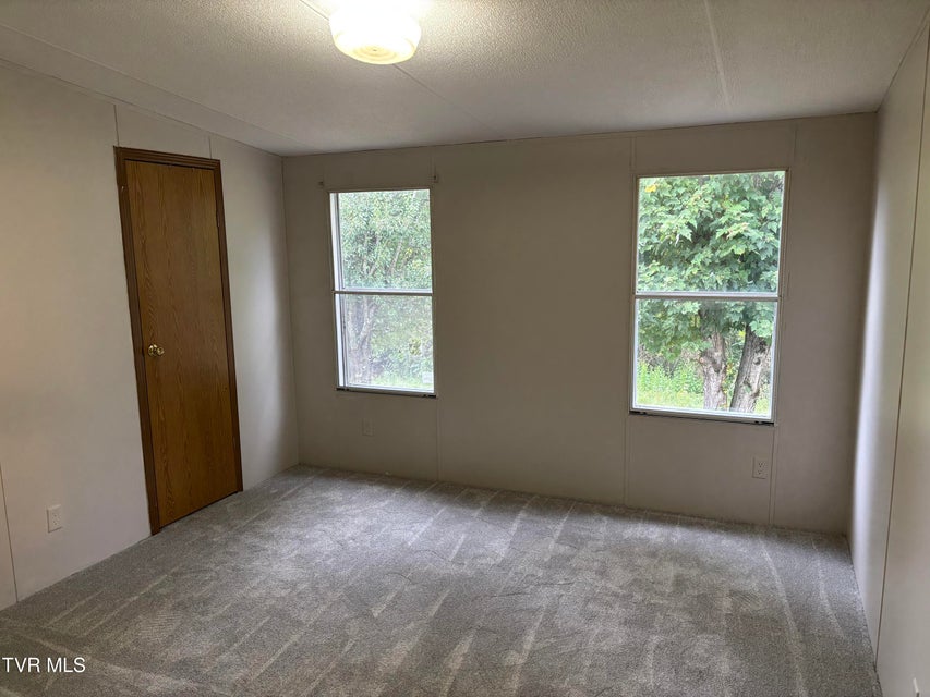 Photo #10: 725 Cedar Crest Road