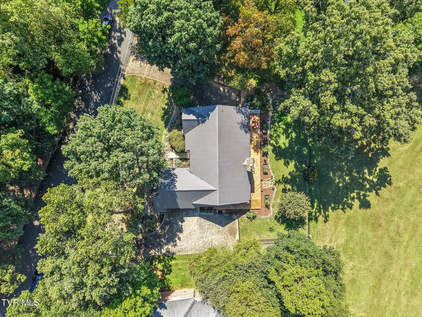 Photo #3: 40 Oakmont Lane