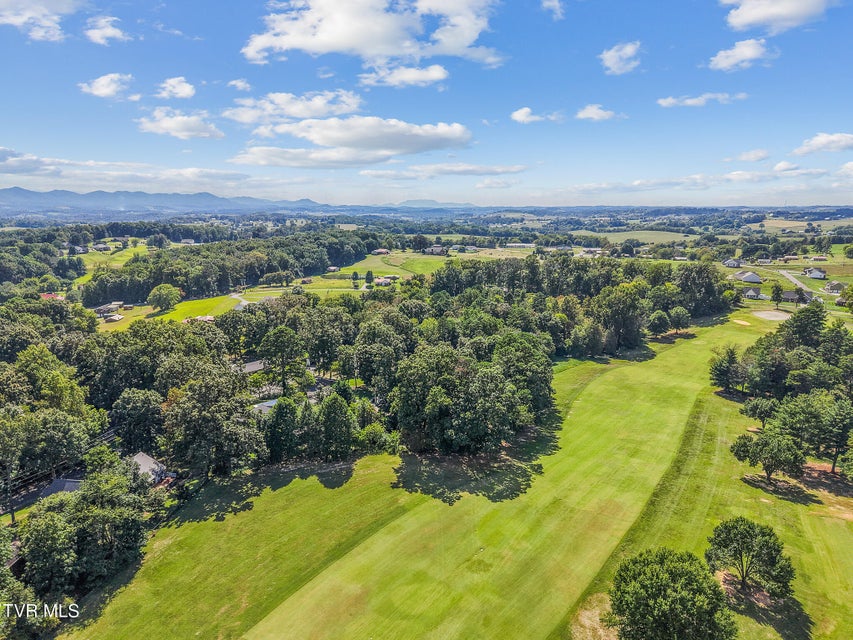 Photo #6: 40 Oakmont Lane