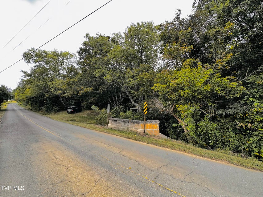 Photo #5: 938 Old Newport Highway