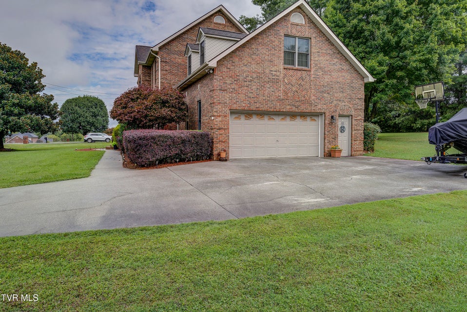 Photo #46: 427 Chesterfield Drive