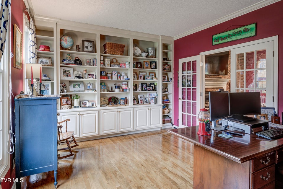 Photo #5: 427 Chesterfield Drive