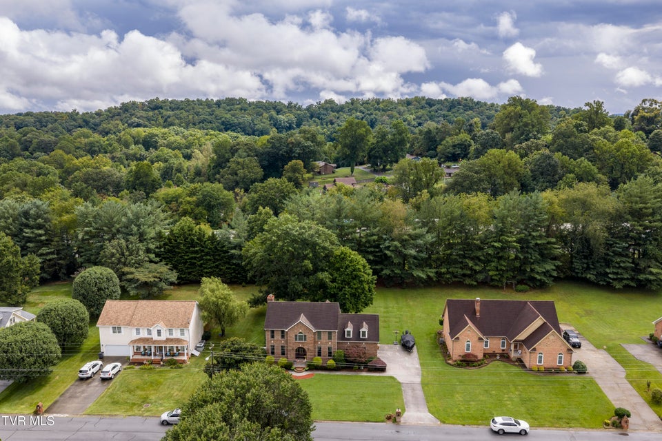 Photo #61: 427 Chesterfield Drive