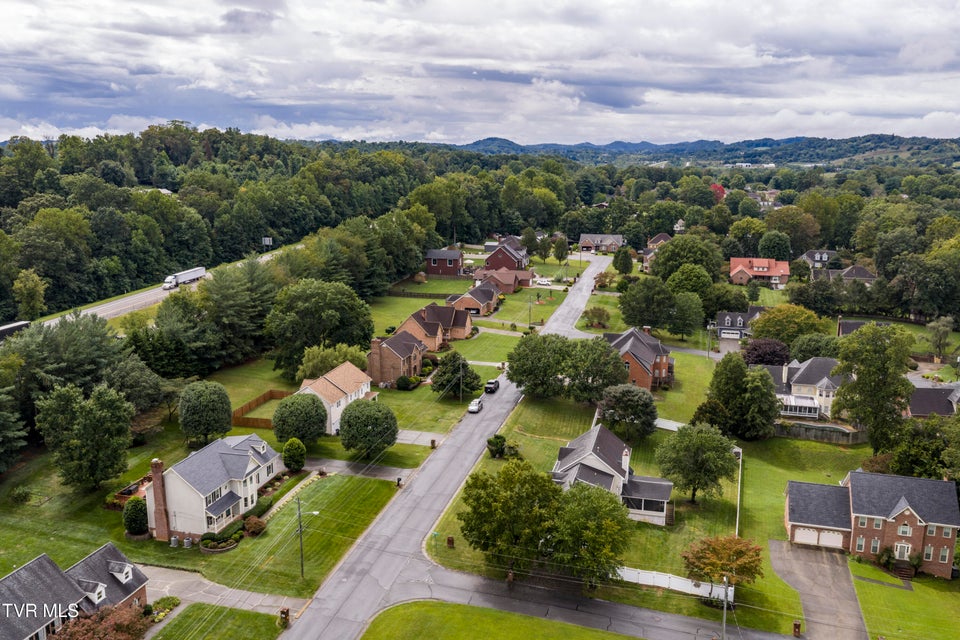 Photo #63: 427 Chesterfield Drive