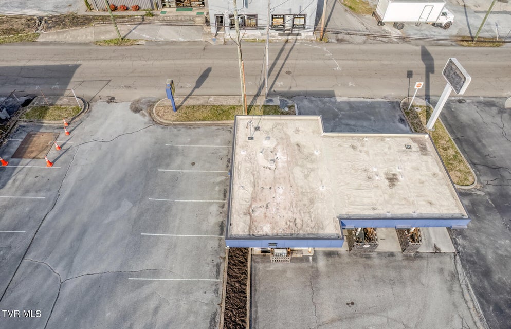 Photo #6: 15 17th Street