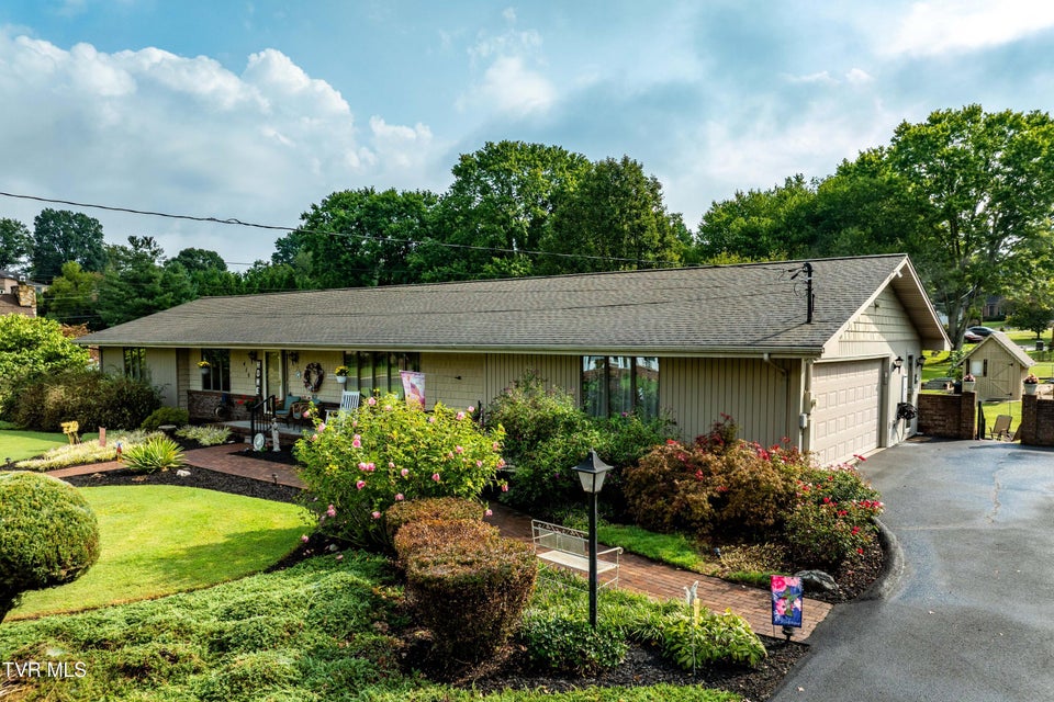 Photo #3: 415 Meadow Brook Drive