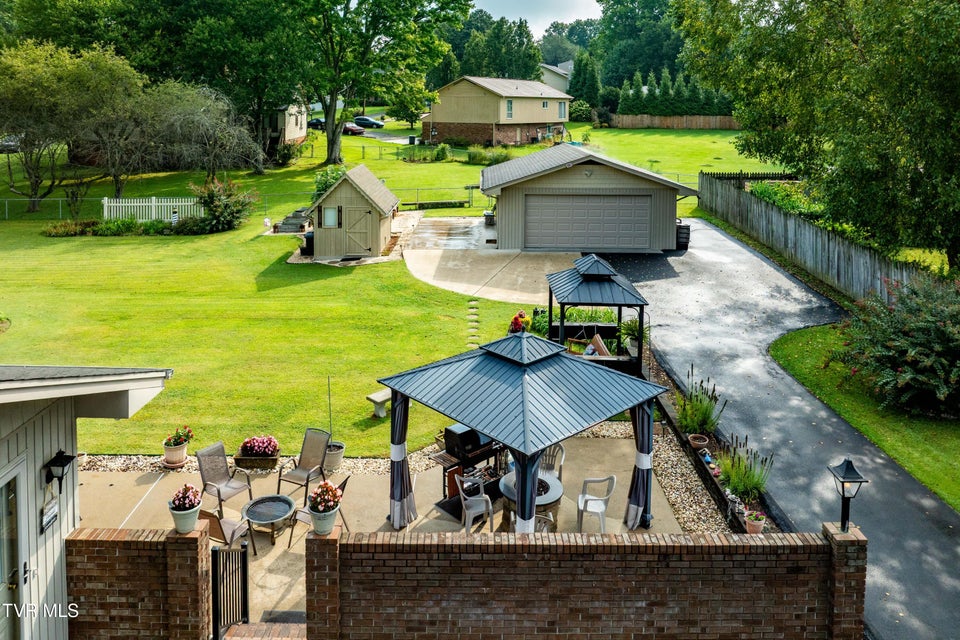 Photo #4: 415 Meadow Brook Drive