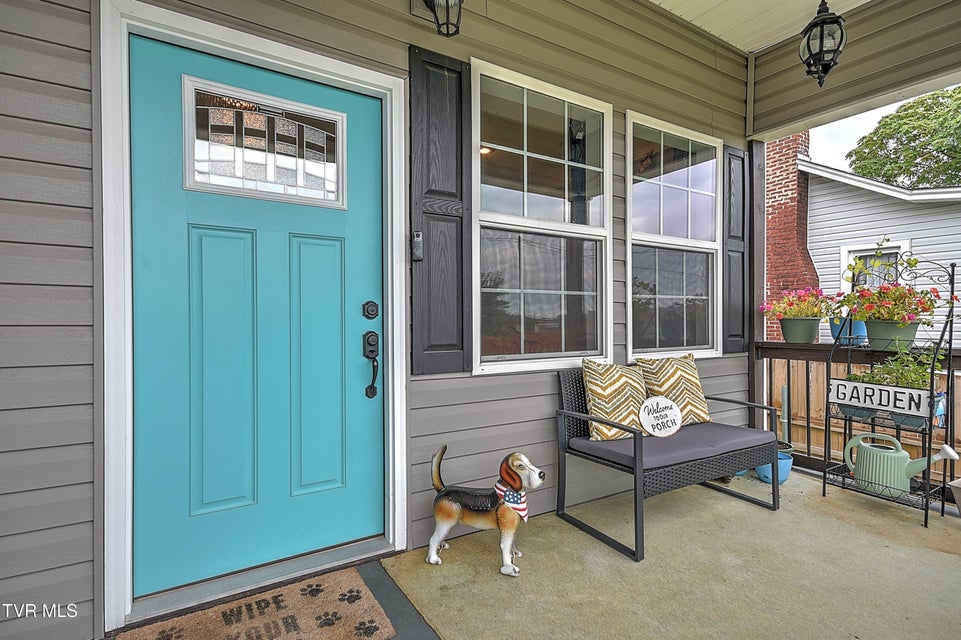 Photo #3: 1005 Maple Street