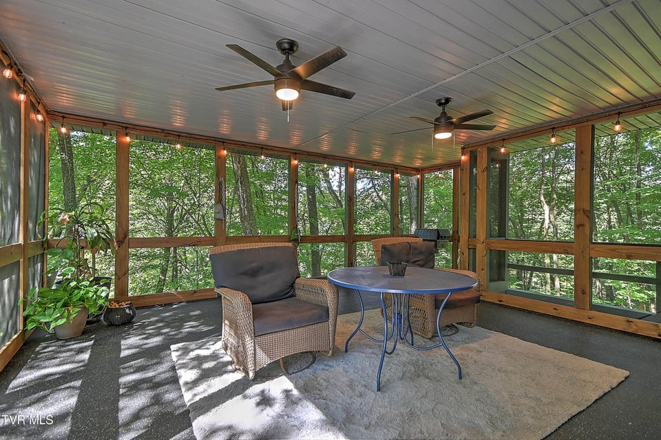 Photo #41: 7 Crosstimber Court