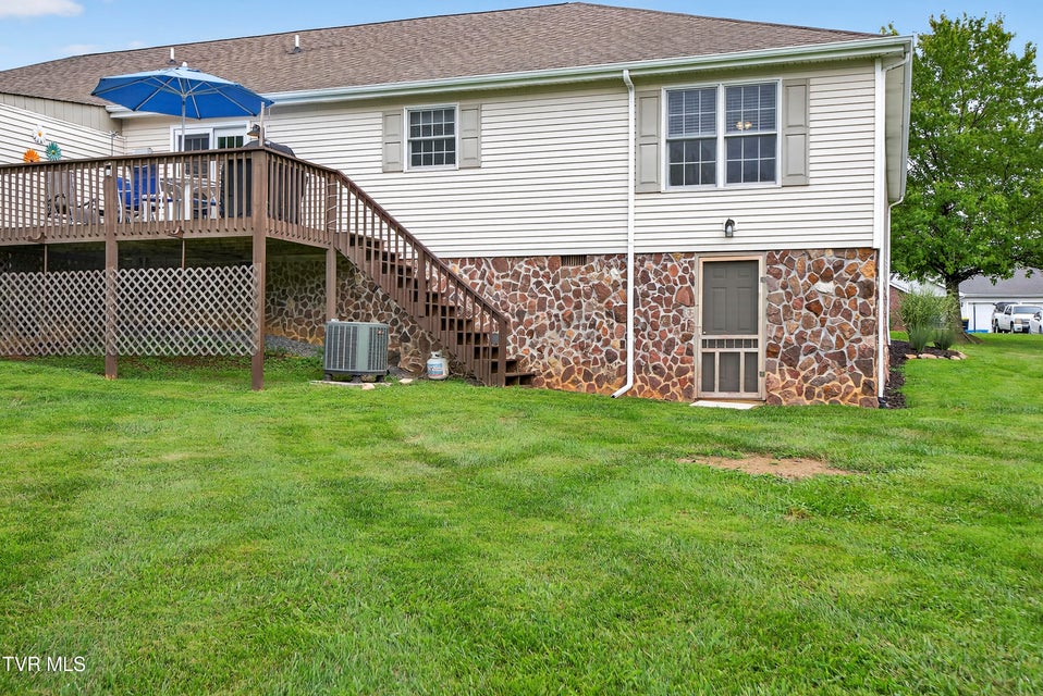 Photo #4: 20850 Meadowbrook Drive