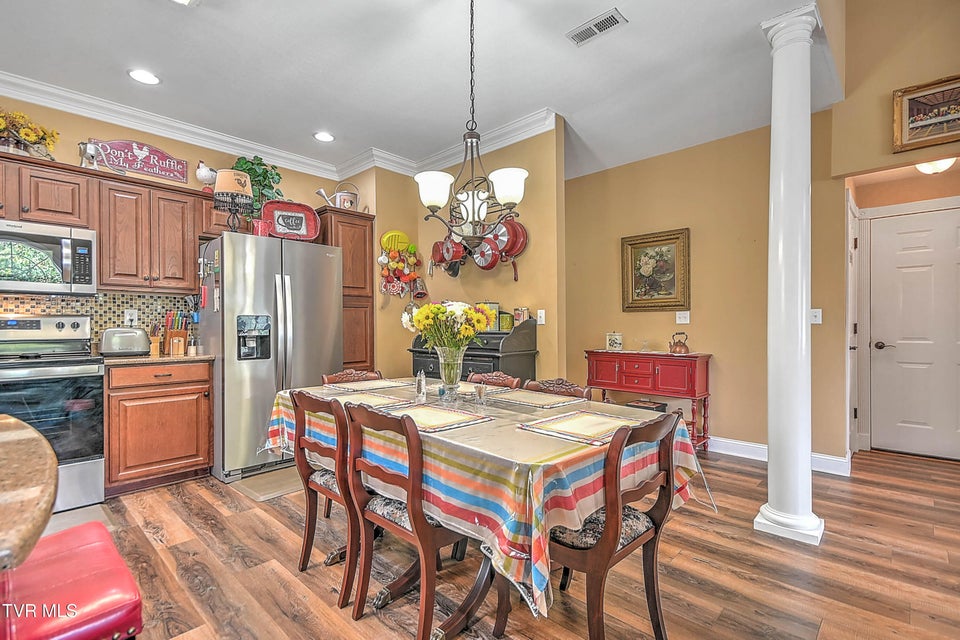 Photo #12: 3874 Oakley Place