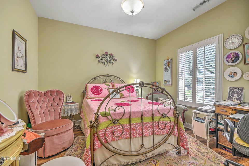 Photo #20: 3874 Oakley Place