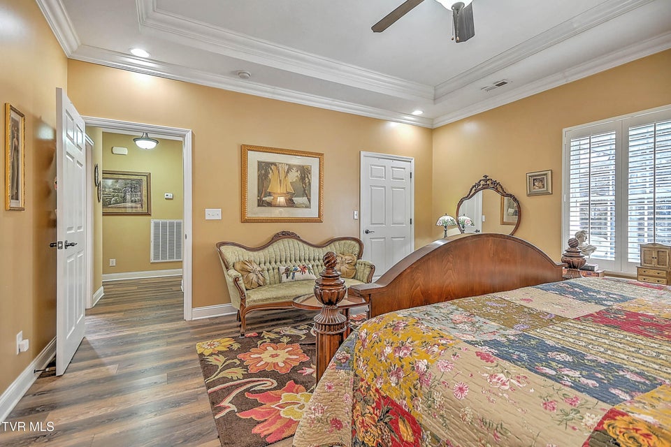 Photo #26: 3874 Oakley Place