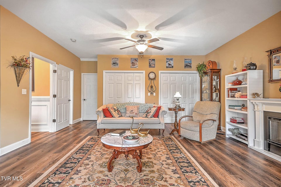 Photo #39: 3874 Oakley Place