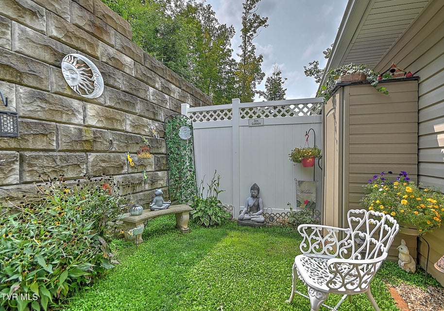 Photo #50: 3874 Oakley Place