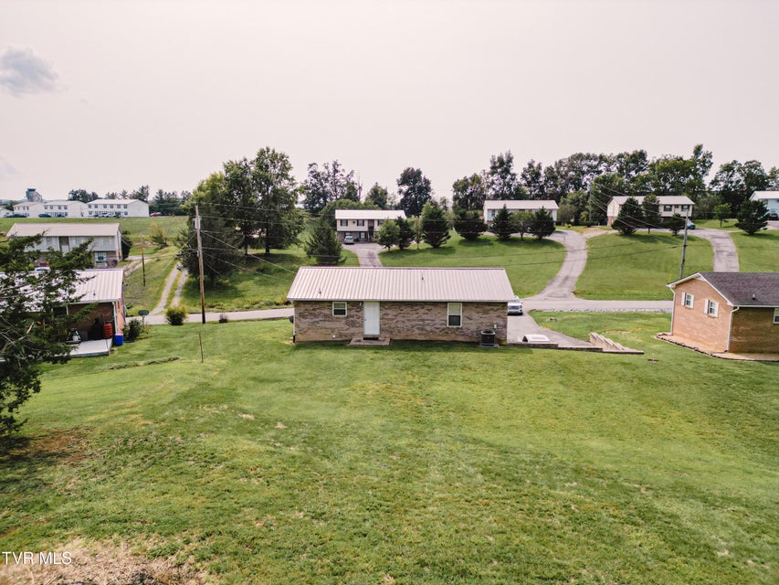 Photo #9: 427 Britton Avenue