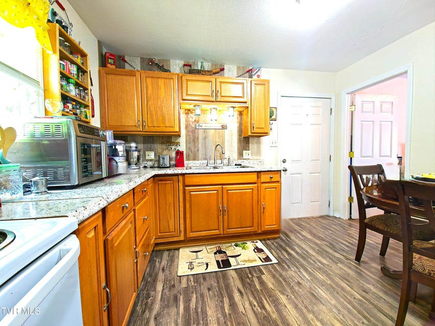 Photo #9: 1219 Bell Ridge Drive