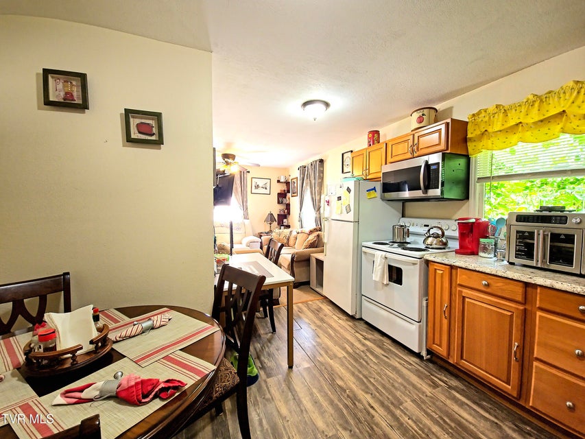 Photo #12: 1219 Bell Ridge Drive