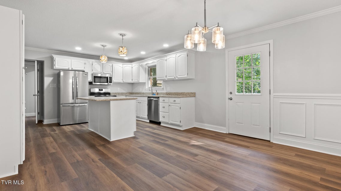 Photo #12: 1256 Arden Lane