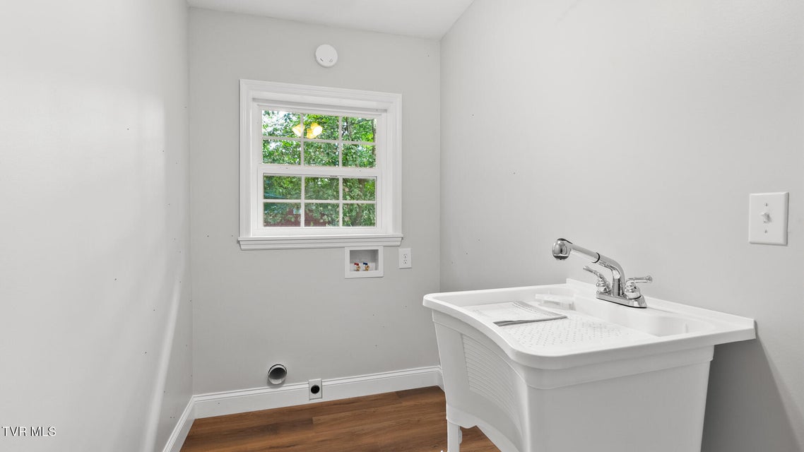 Photo #19: 1256 Arden Lane