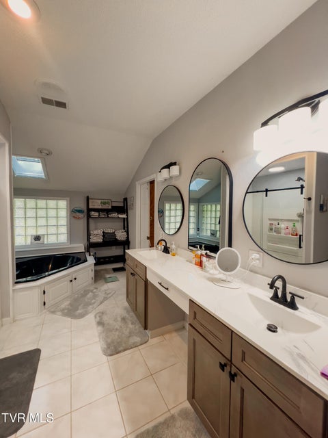 Photo #28: 1202 Pleasant Hill Drive
