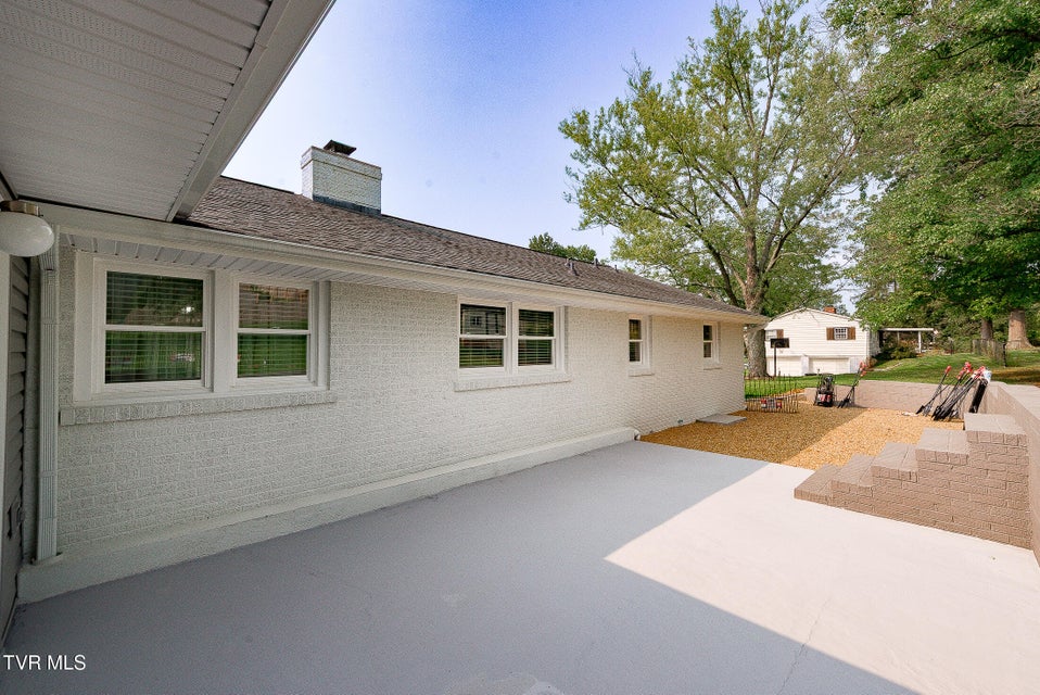 Photo #25: 517 Forestdale Road