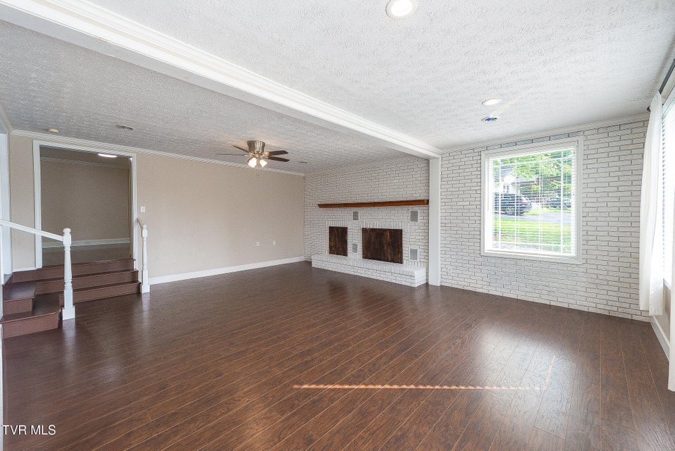 Photo #4: 517 Forestdale Road